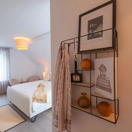 Maison Idyllique 4* 브리